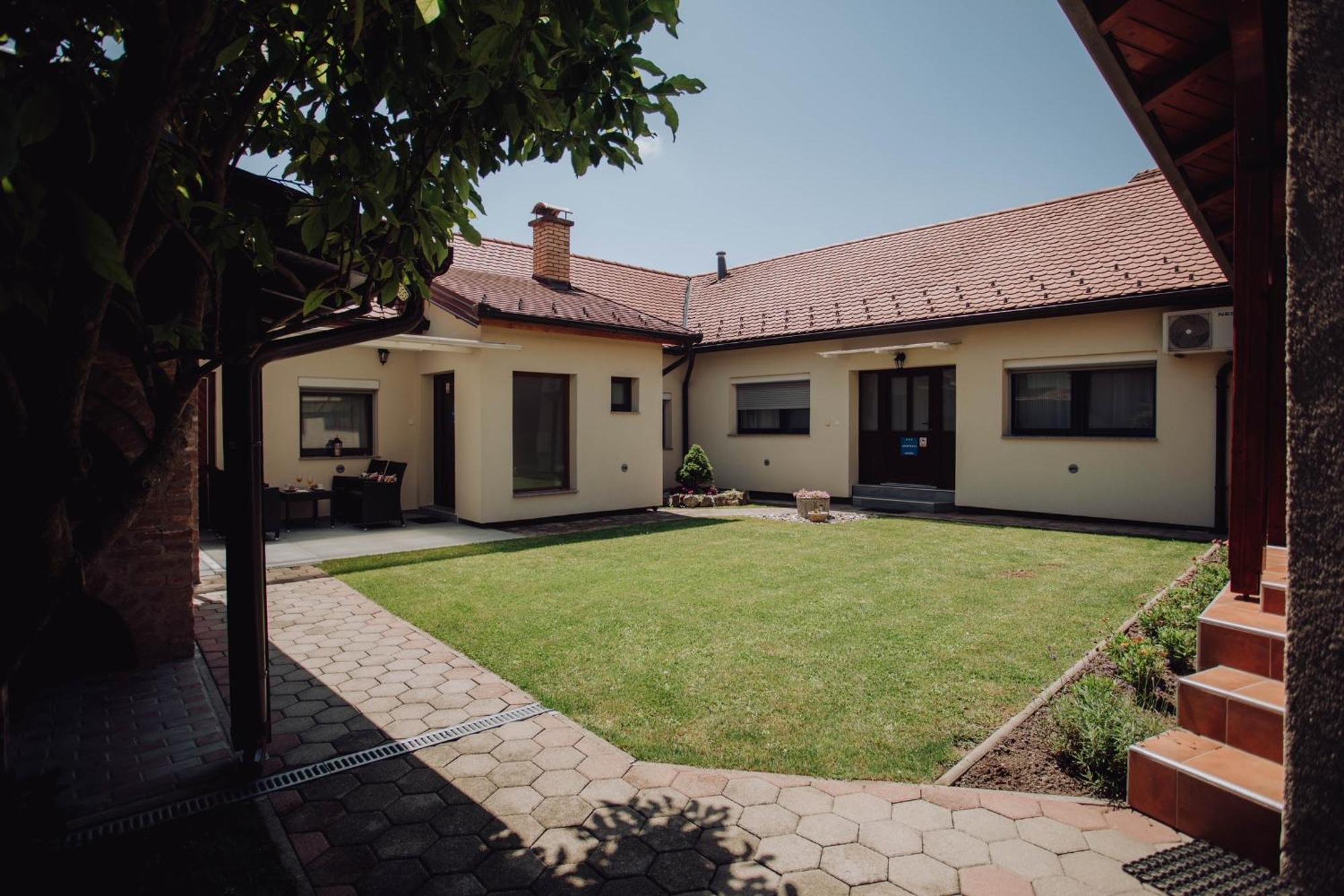 Apartments Peric - Zsupanya Kültér fotó